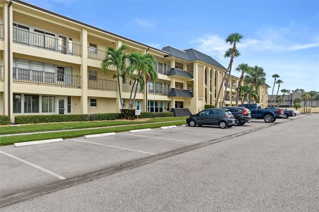 4700 COVE CIRCLE UNIT 102