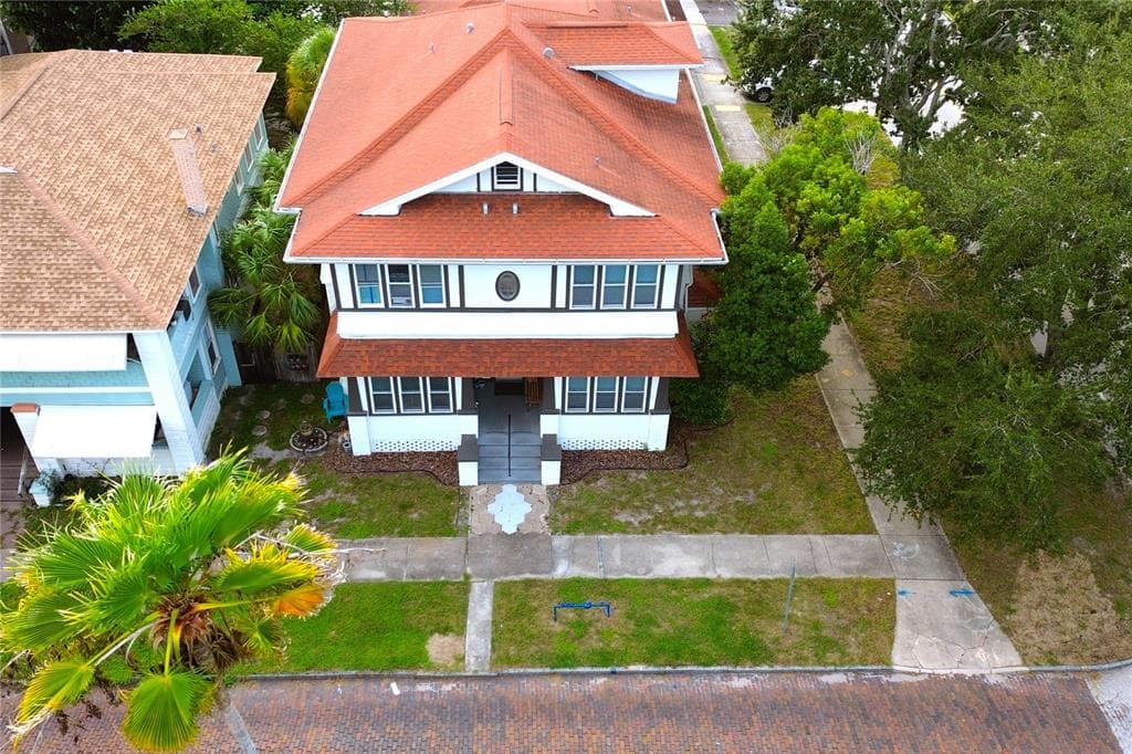 838 6TH STREET N UNIT 1 ST PETERSBURG, FL 33701