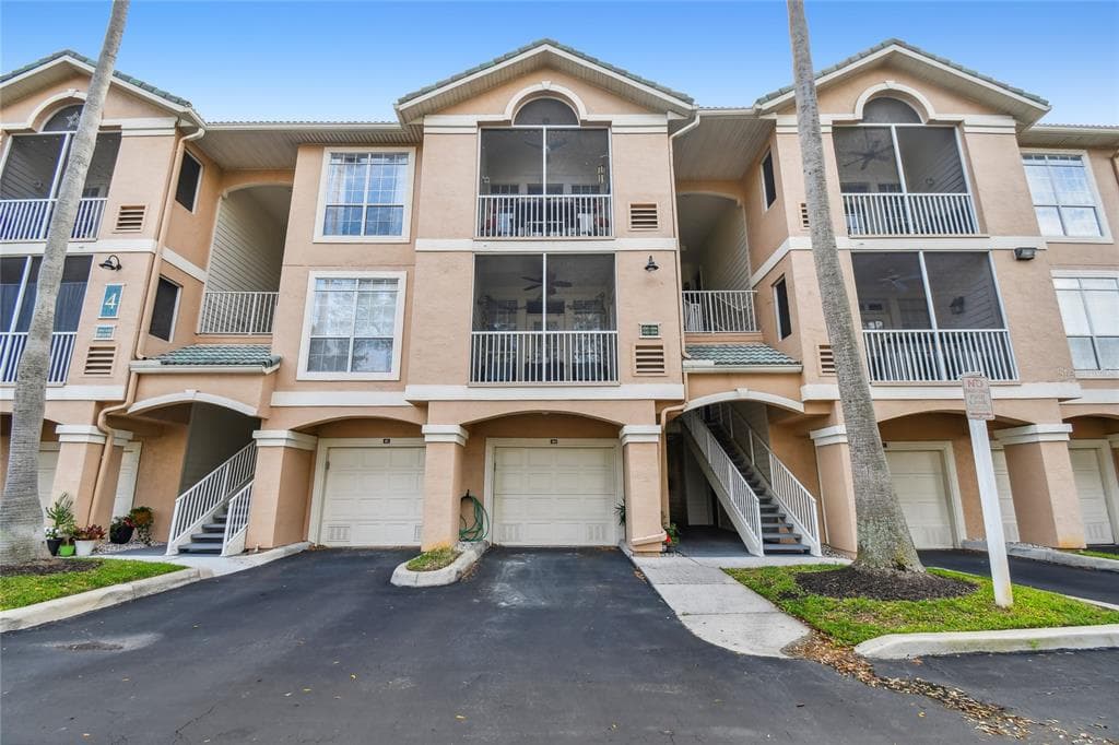 4304 BAY CLUB CIRCLE UNIT 0