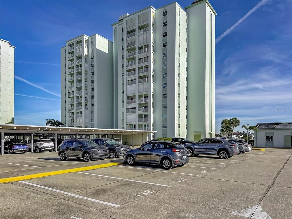 400 64TH AVENUE UNIT 1204 ST PETE BEACH, FL 33706