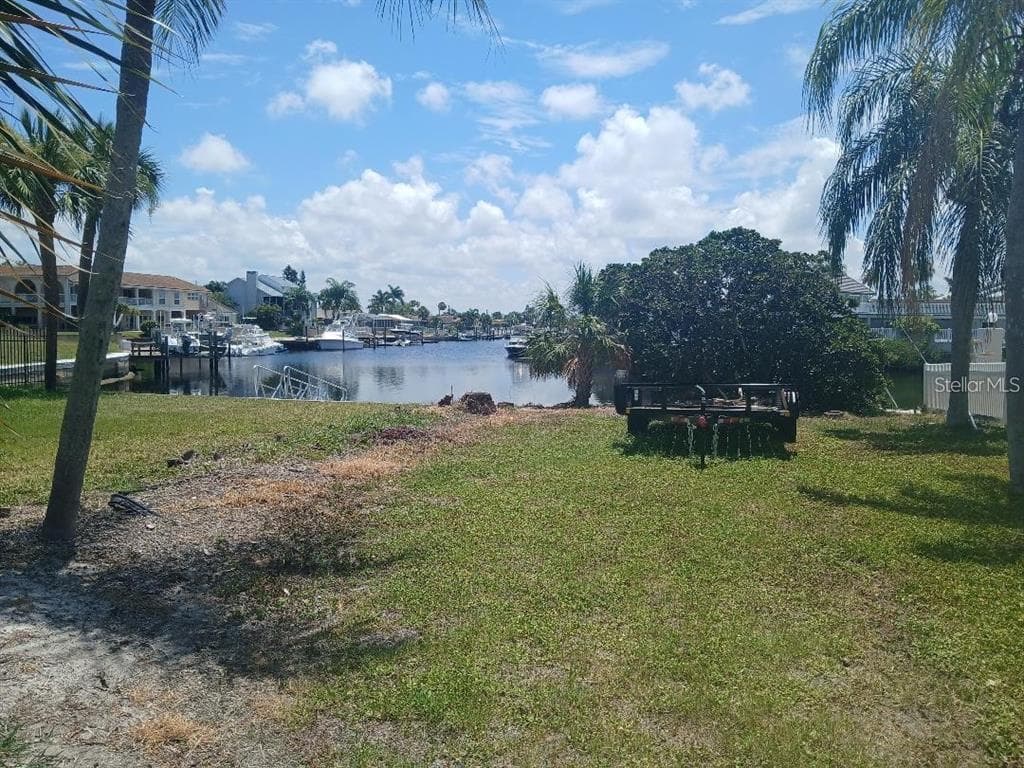 WESTSHORE DRIVE NEW PORT RICHEY, FL 34652