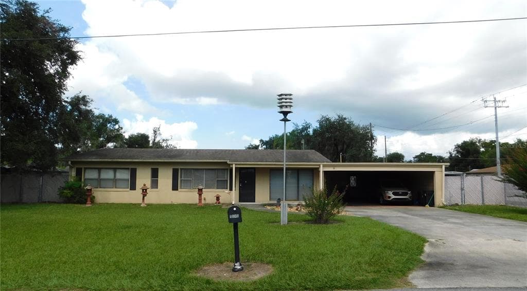 1506 OAKDALE STREET PLANT CITY, FL 33563