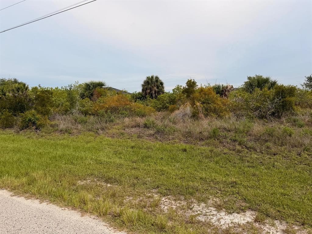 15229 AQUARIUS CIRCLES PORT CHARLOTTE, FL 33981