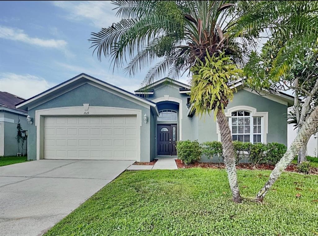 1629 MAXIMILIAN DRIVE WESLEY CHAPEL, FL 33543