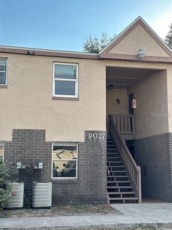 9027 WESTCHESTER CIRCLE UNIT A TAMPA, FL 33604