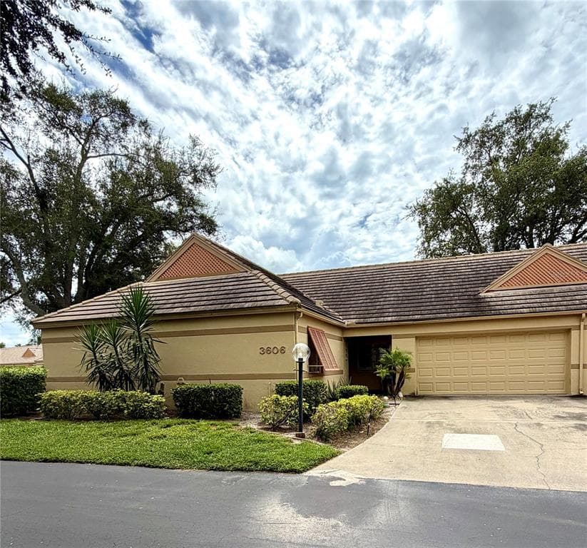 3606 57TH AVENUE DRIVE W BRADENTON, FL 34210