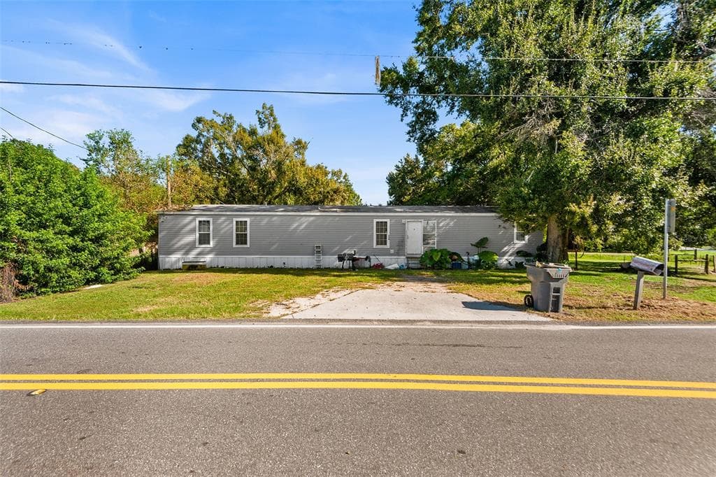 134 LICHTENWALTER ROAD WINTER HAVEN, FL 33880