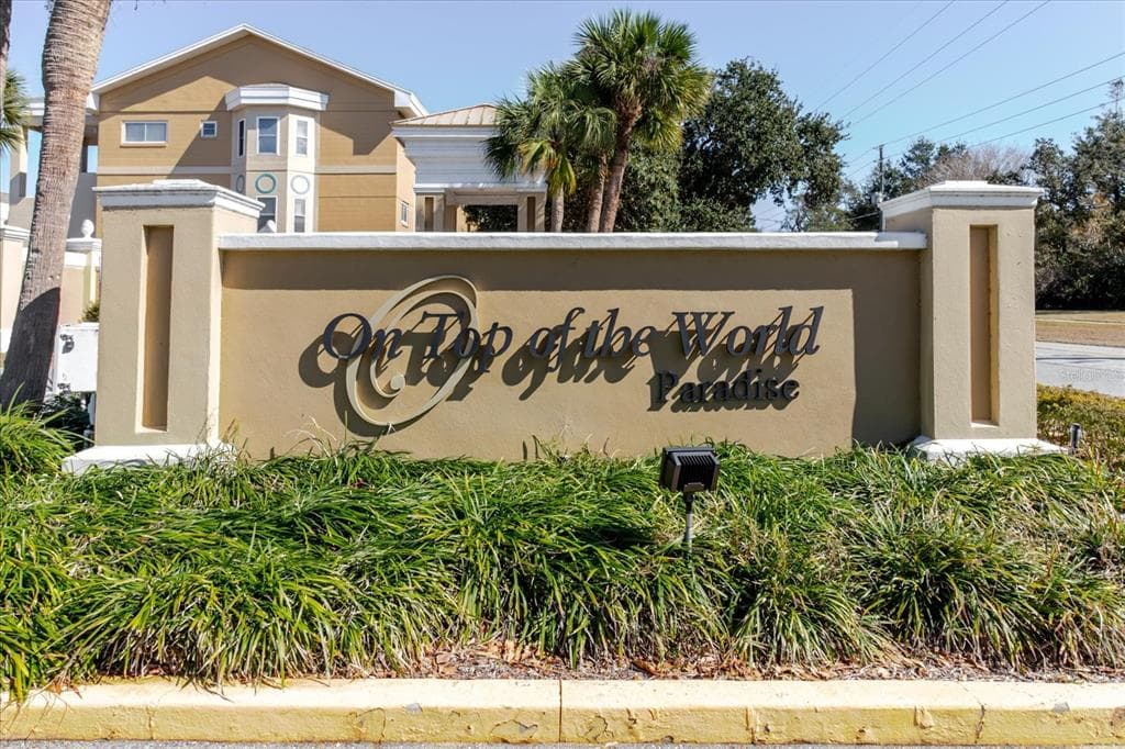 2209 UTOPIAN DRIVE E UNIT 207