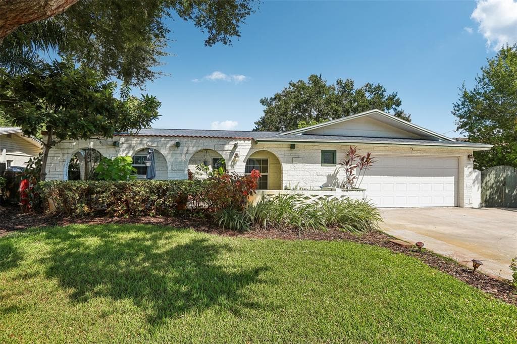 7699 92ND STREET SEMINOLE, FL 33777
