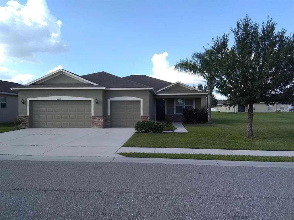 4814 HICKORY STREAM LANE