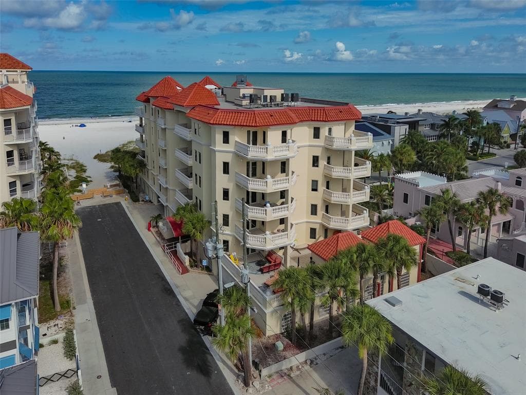 14 SOMERSET STREET UNIT 3C CLEARWATER, FL 33767