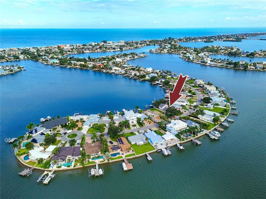 517 20TH AVENUE INDIAN ROCKS BEACH, FL 33785