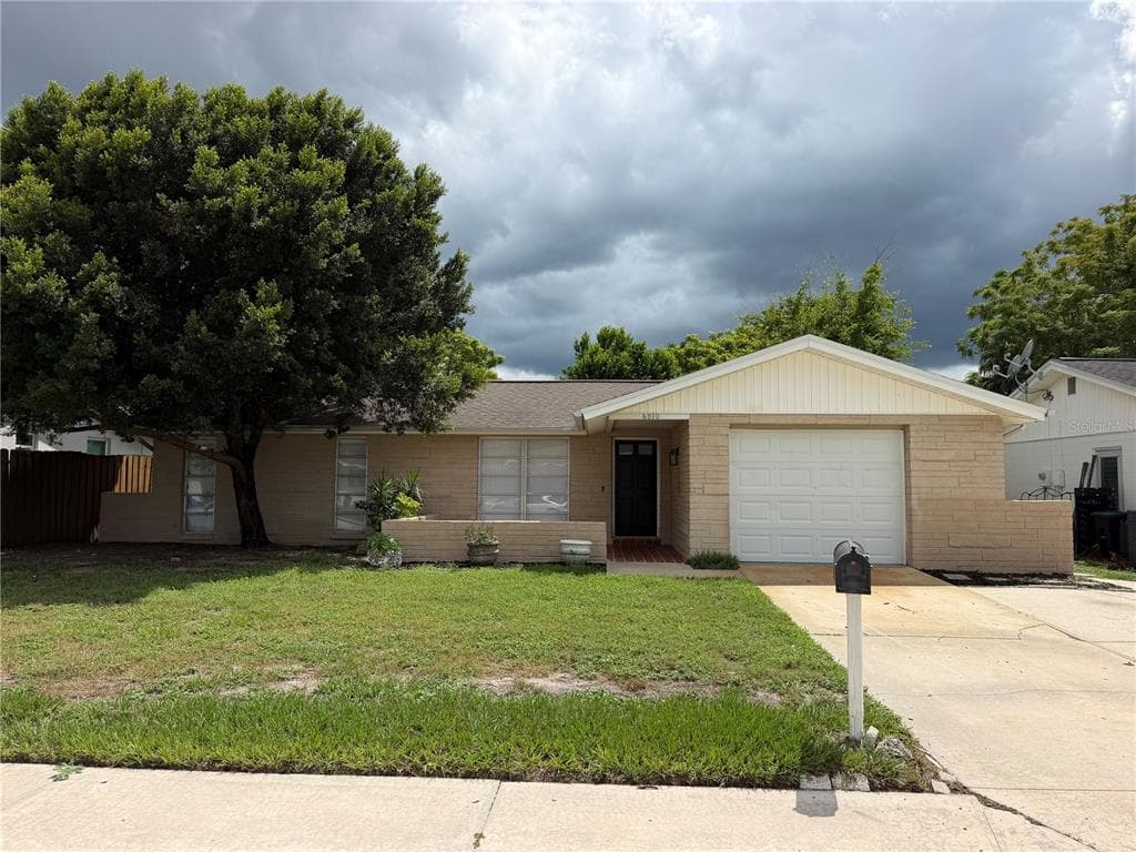 6810 EL CAMINO PALOMA STREET PORT RICHEY, FL 34668