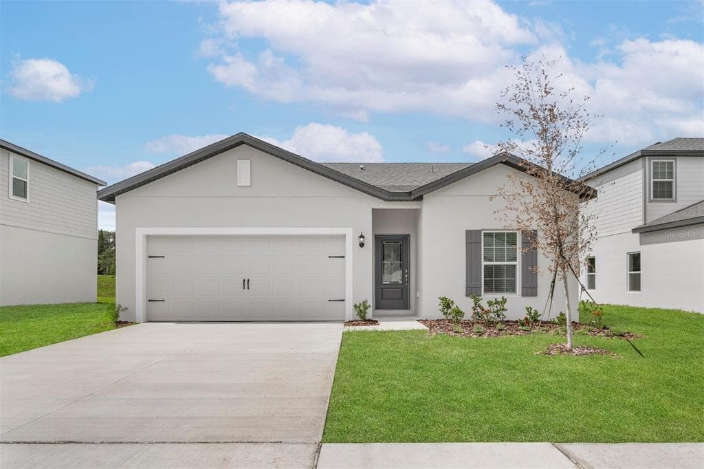 13356 TULA LOOP ASTATULA, FL 34705