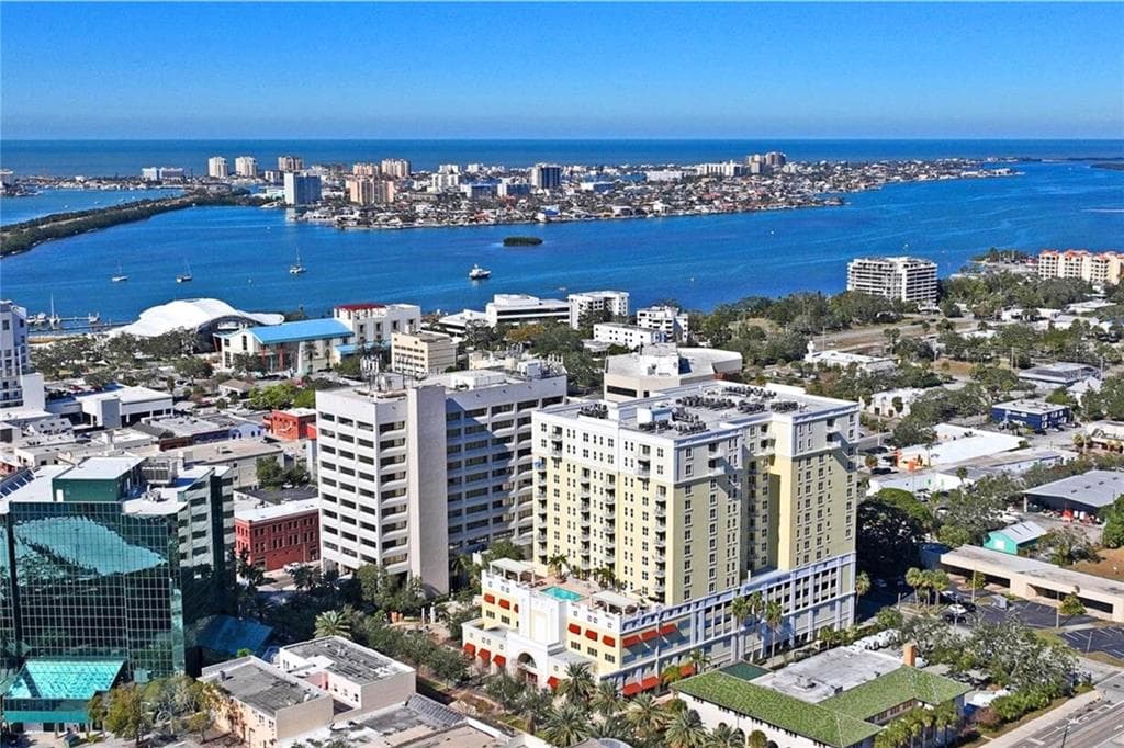 628 CLEVELAND STREET UNIT 1202 CLEARWATER, FL 33755