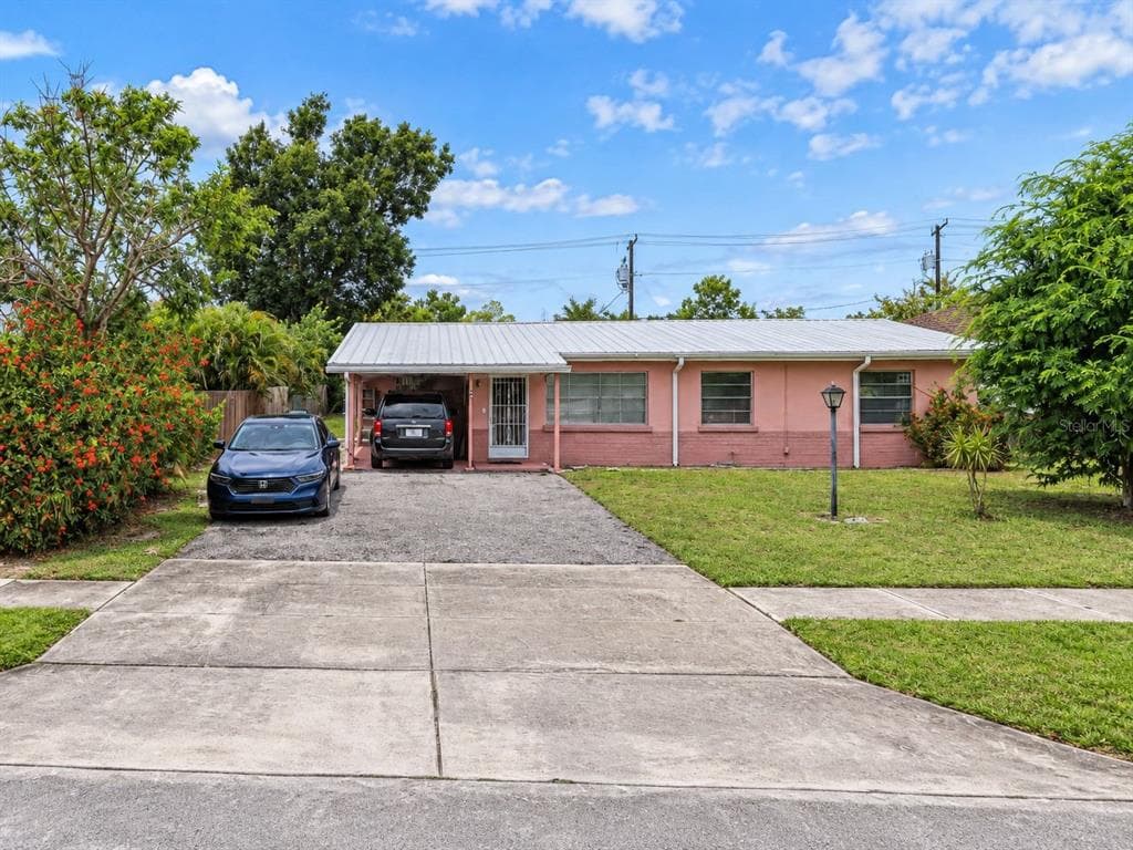 1443 ALHAMBRA DRIVE FORT MYERS, FL 33901