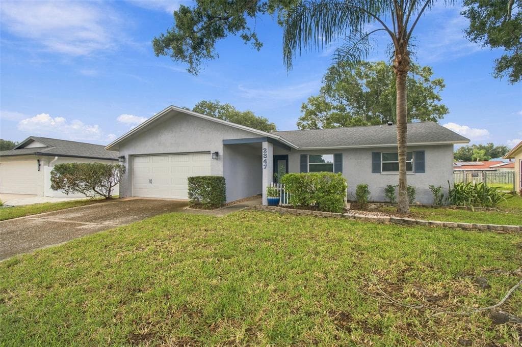 2347 BARKWOOD PASS CLEARWATER, FL 33763