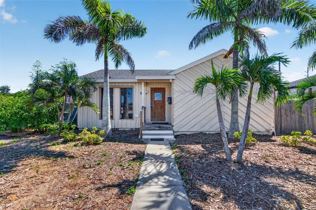 1000 49TH STREET S ST PETERSBURG, FL 33707