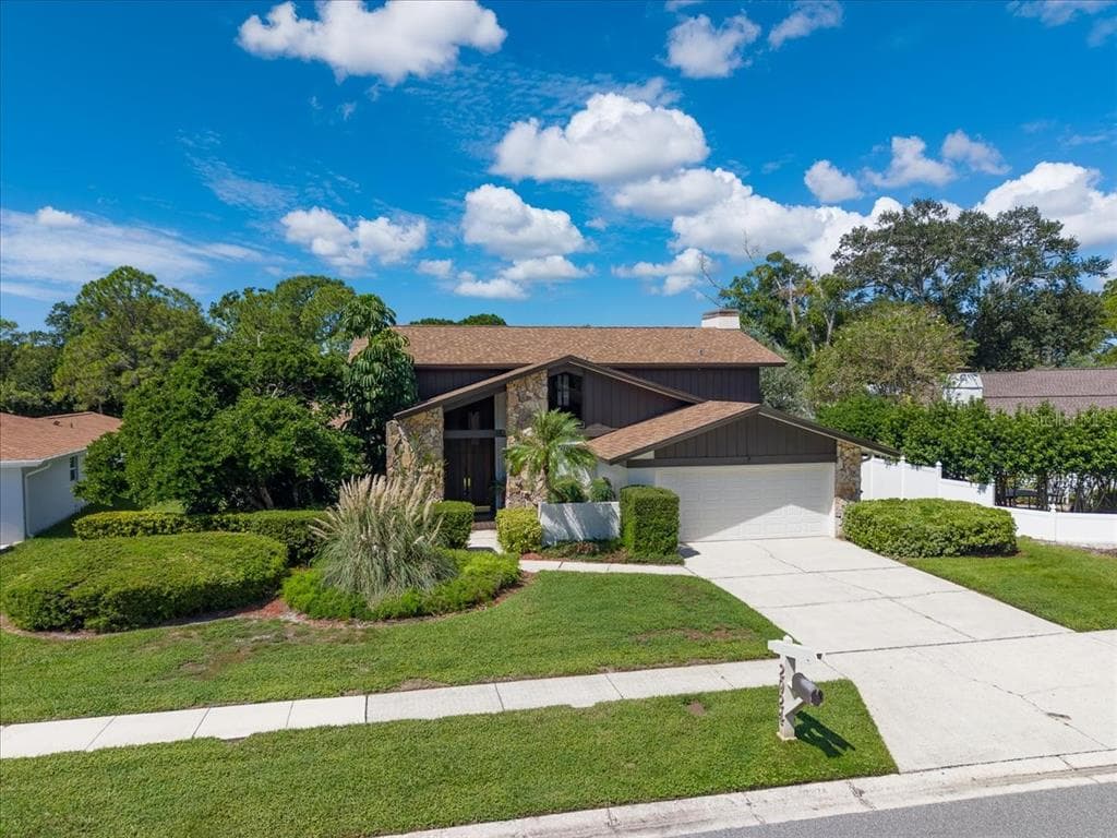 2924 TORREY PINES COURT CLEARWATER, FL 33761