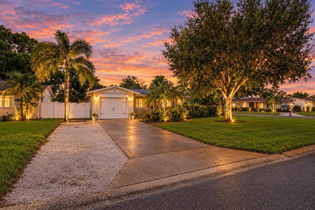 5601 15TH AVENUE N ST PETERSBURG, FL 33710