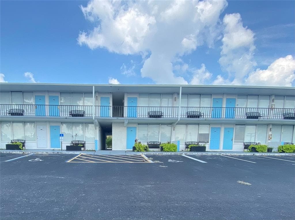 515 BON AIR STREET UNIT 241 LAKELAND, FL 33805