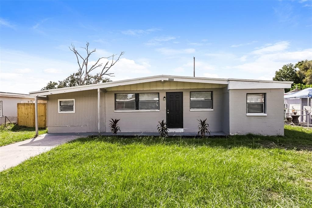 1311 WARRINGTON WAY TAMPA, FL 33619