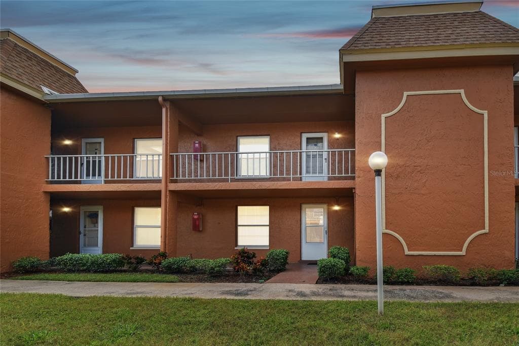 12760 INDIAN ROCKS ROAD UNIT 910 LARGO, FL 33774