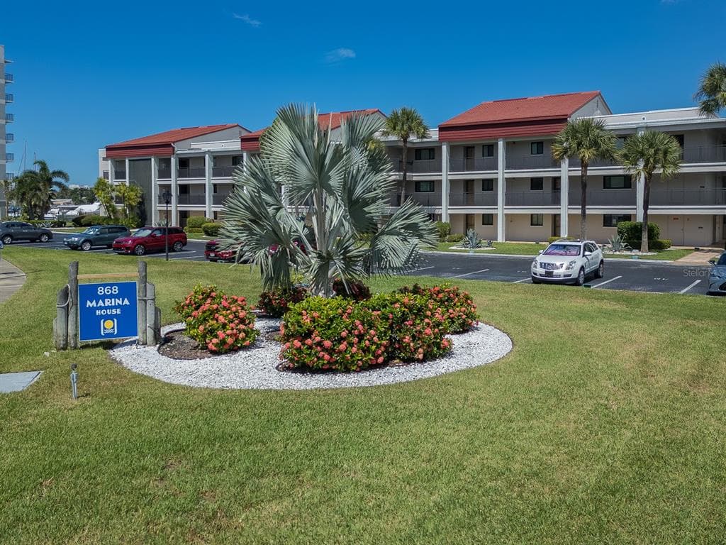868 BAYWAY BOULEVARD UNIT 208 CLEARWATER, FL 33767