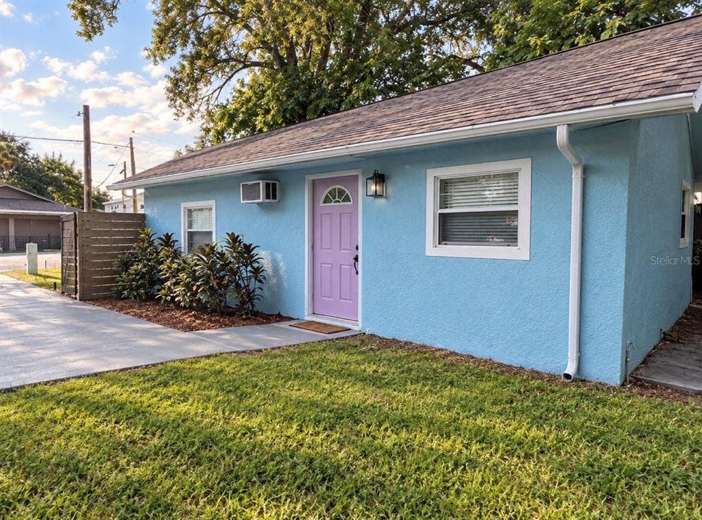 905 E CRAWFORD STREET TAMPA, FL 33604