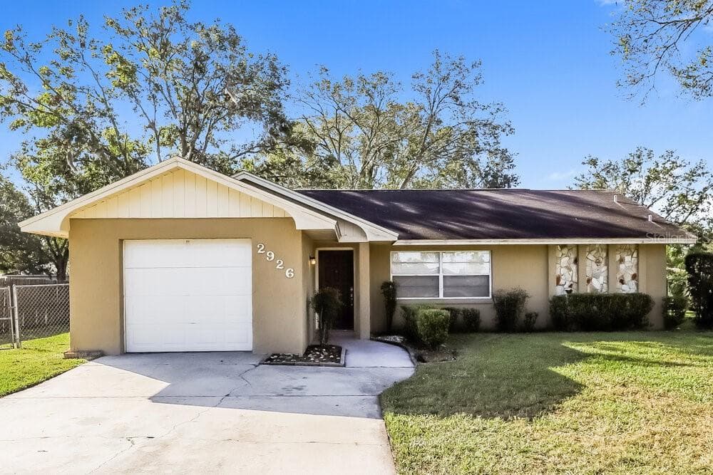 2926 W CAMPBELL ROAD LAKELAND, FL 33810