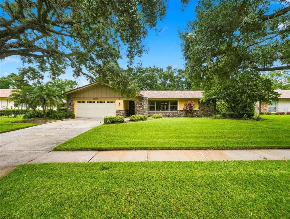 13903 MIDDLE PARK DRIVE TAMPA, FL 33624