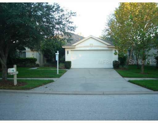9417 HUNTERS POND DRIVE TAMPA, FL 33647