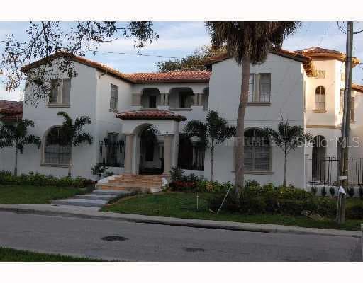5002 W NEPTUNE WAY TAMPA, FL 33609
