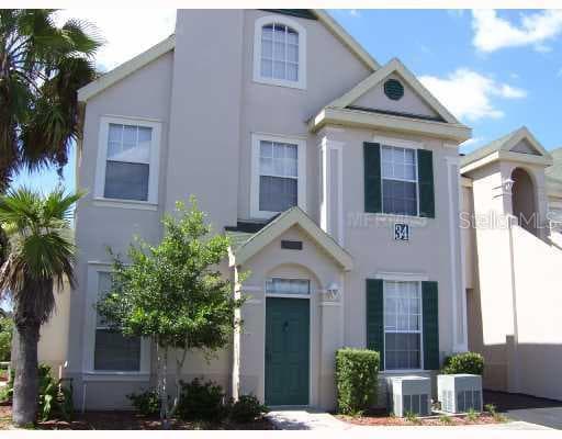 9808 Lake Chase Island WAY UNIT 34 Tampa, FL 33626