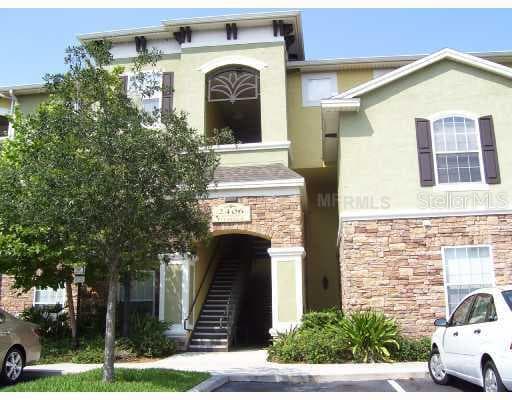 10019 COURTNEY PALMS BOULEVARD UNIT 104 TAMPA, FL 33619