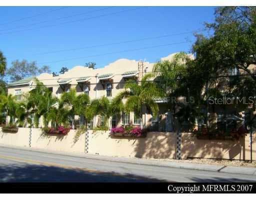 2908 Hansen Manor Tampa, FL 33611
