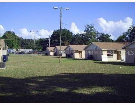 4507 E GIDDENS AVENUE UNIT B TAMPA, FL 33610