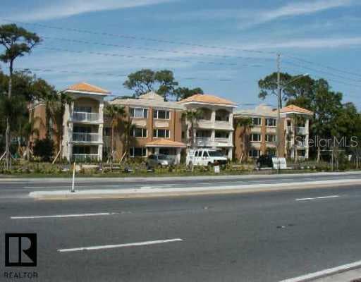950 Broadway AVENUE UNIT 306 Dunedin, FL 34698