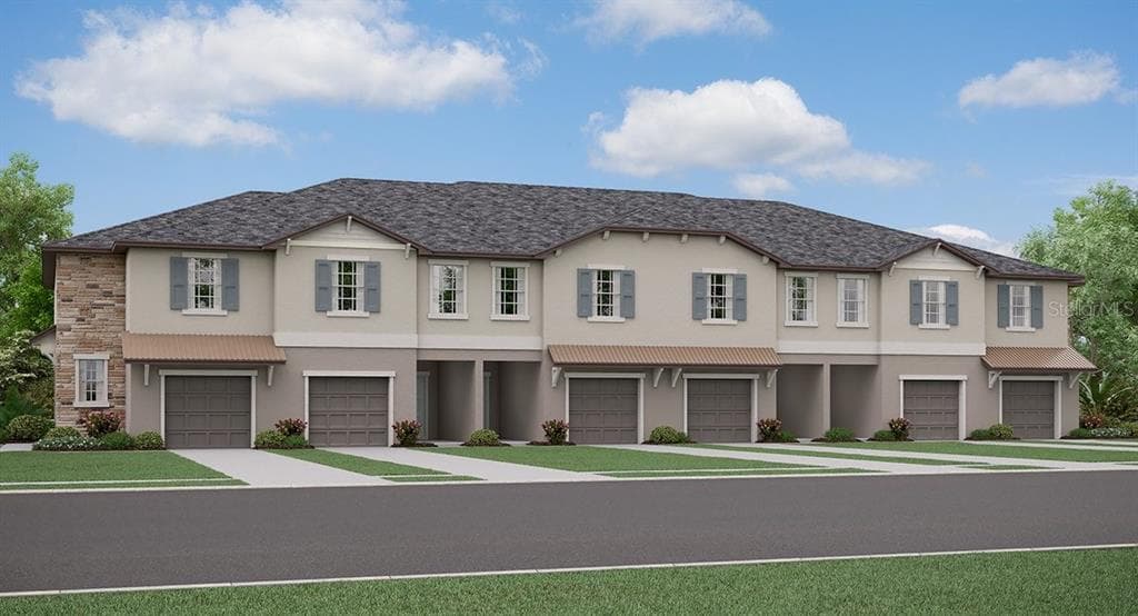 9520 PEMBROOKE PINES VALLEY RUSKIN, FL 33573
