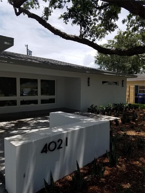4021 21ST AVENUE N ST PETERSBURG, FL 33713