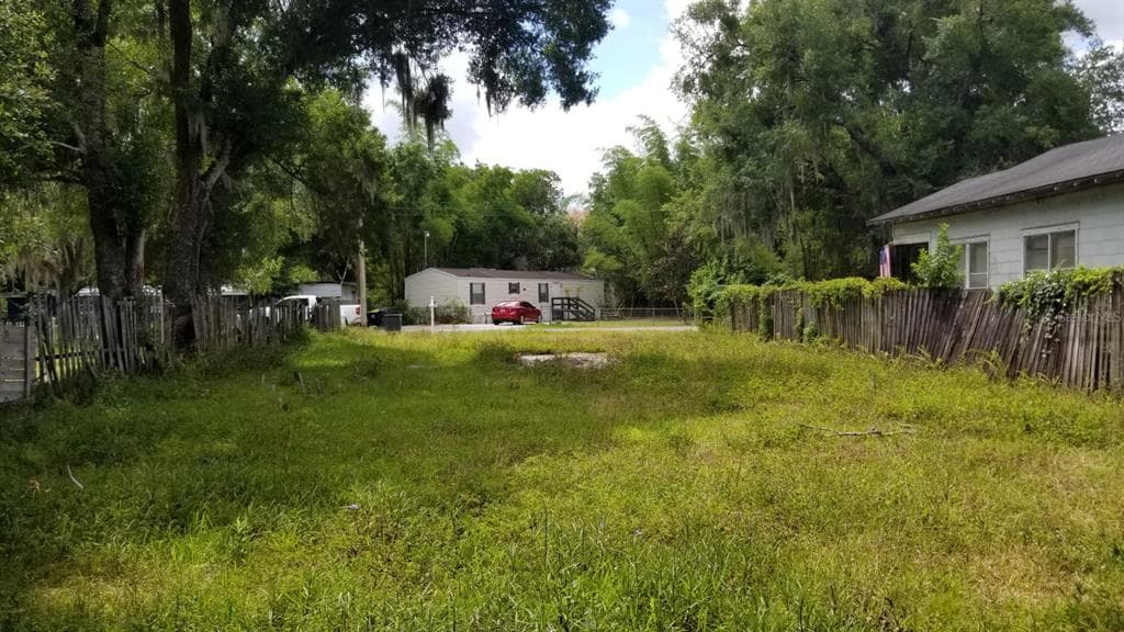 735 TRENTON ROAD LAKELAND, FL 33815
