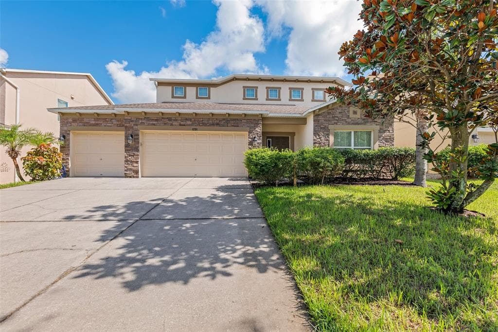 1201 RUSHGROVE CIRCLE DOVER, FL 33527