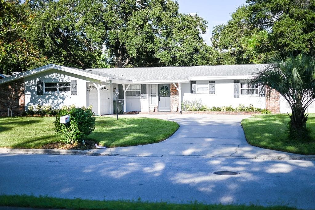 159 OVERBROOK STREET E LARGO, FL 33770