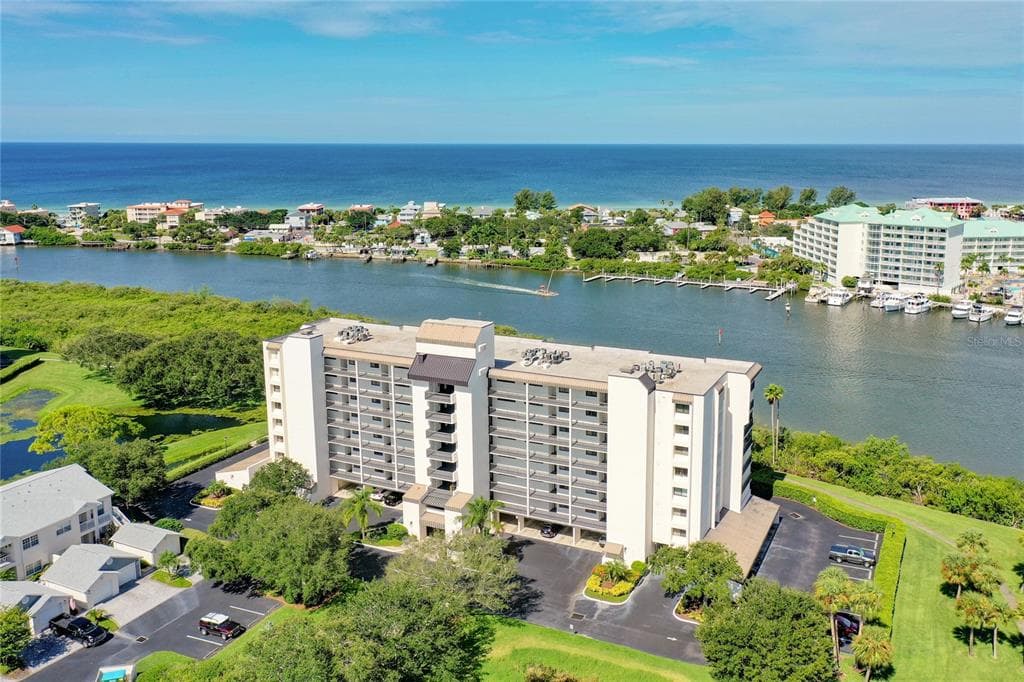 11730 SHIPWATCH DRIVE UNIT 601 LARGO, FL 33774