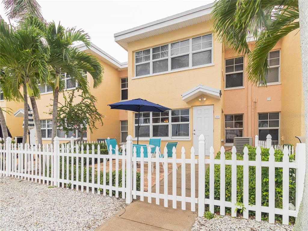 19417 W GULF BOULEVARD UNIT A-111 INDIAN SHORES, FL 33785