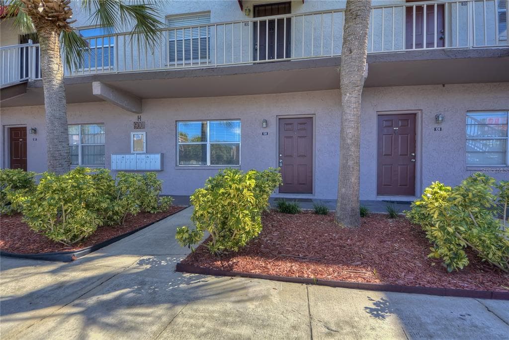 9209 TUDOR DRIVE UNIT C103 TAMPA, FL 33615