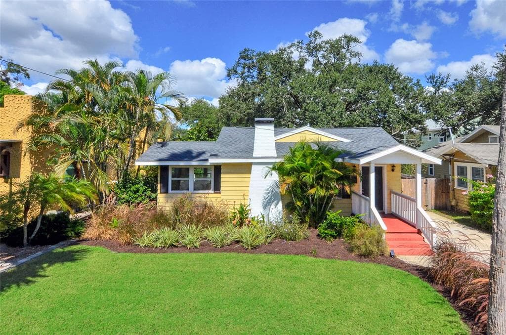3211 W SAN CARLOS STREET TAMPA, FL 33629