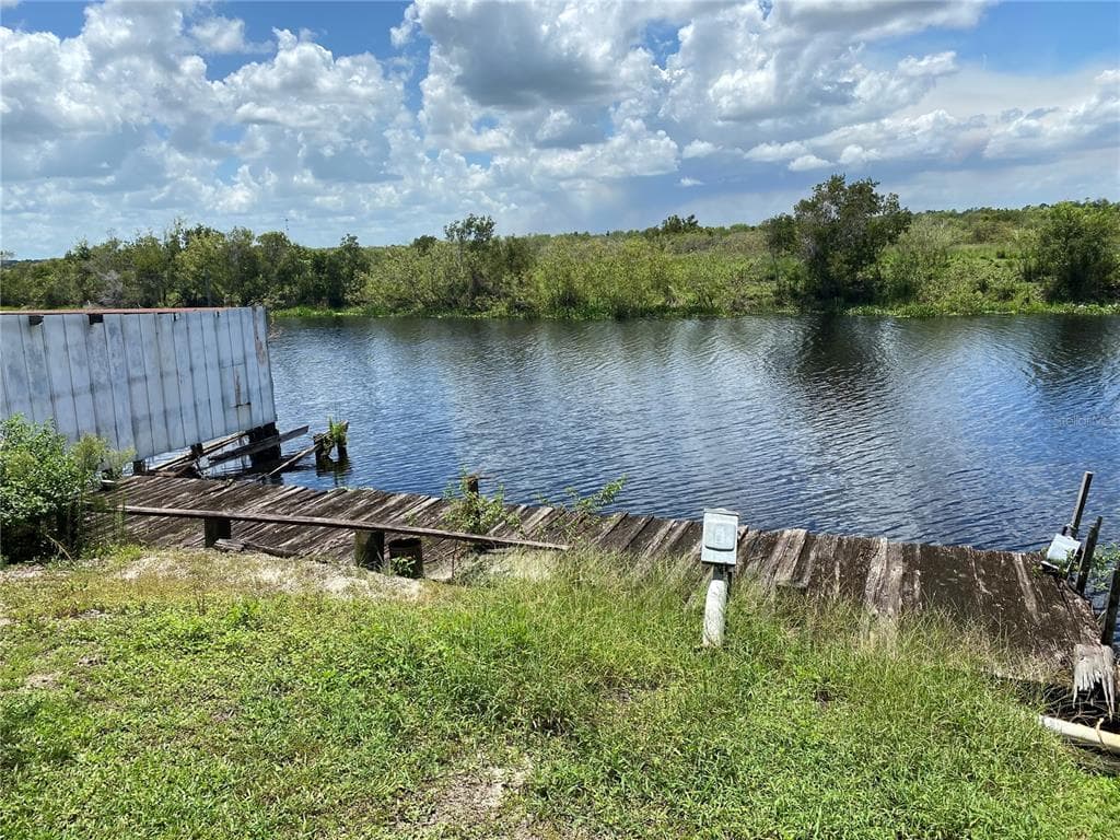 1854 SHADY LANE DRIVE LAKE WALES, FL 33853