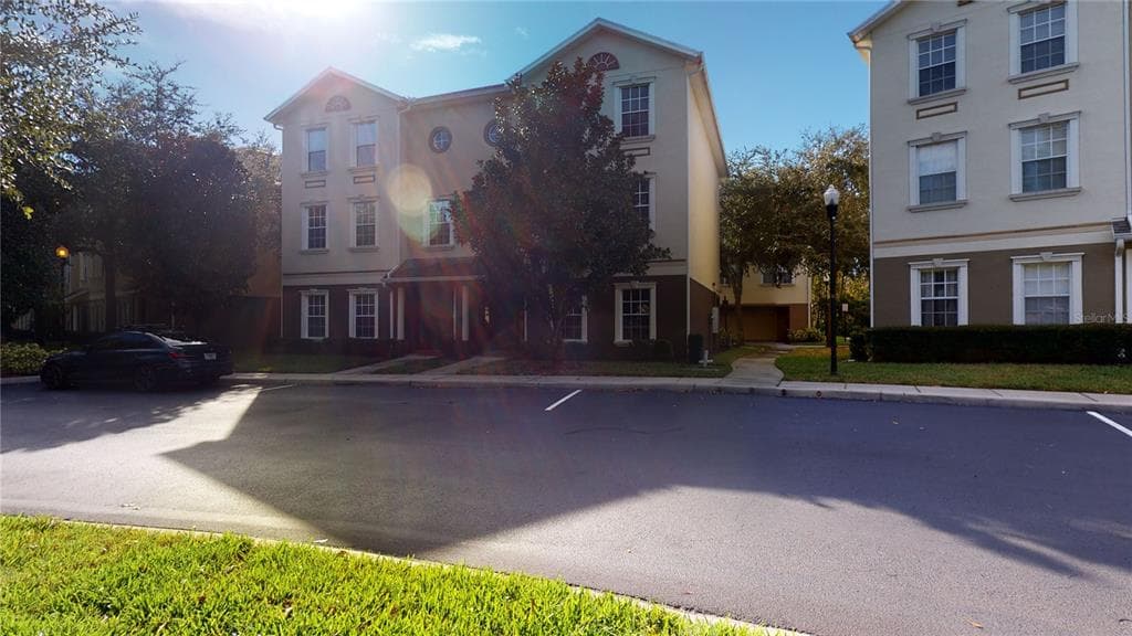 10144 ARBOR RUN DRIVE UNIT 53 TAMPA, FL 33647
