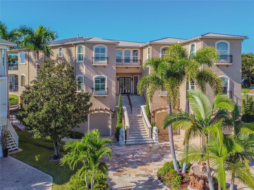 1724 SUNKISSED DRIVE